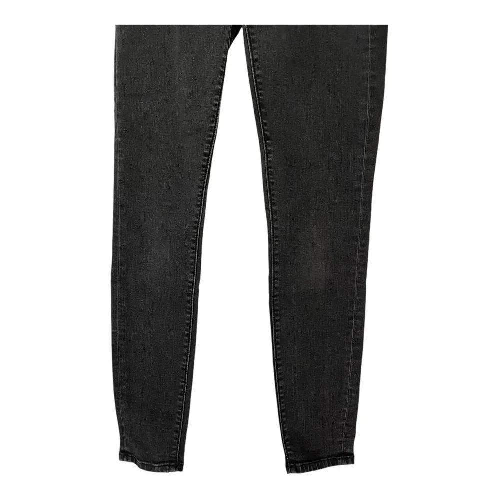 Ann Taylor the skinny jeans
